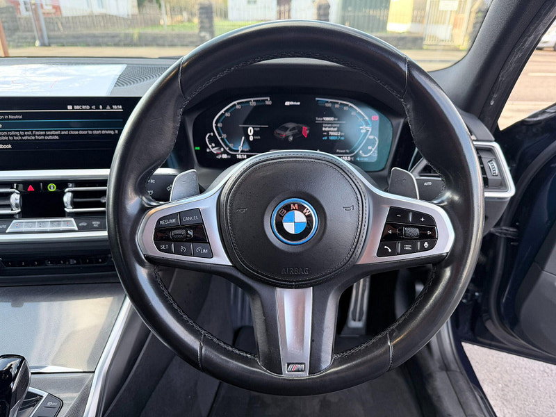 BMW 3 Series 2.0 330e 12kWh M Sport Pro Edition Auto Euro 6 (s/s) 4dr 4dr Automatic 2026