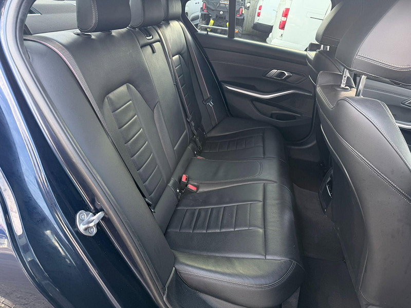 BMW 3 Series 2.0 330e 12kWh M Sport Pro Edition Auto Euro 6 (s/s) 4dr 4dr Automatic 2026