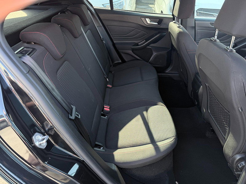 Ford Focus 1.0T EcoBoost ST-Line Euro 6 (s/s) 5dr 5dr Manual 2026