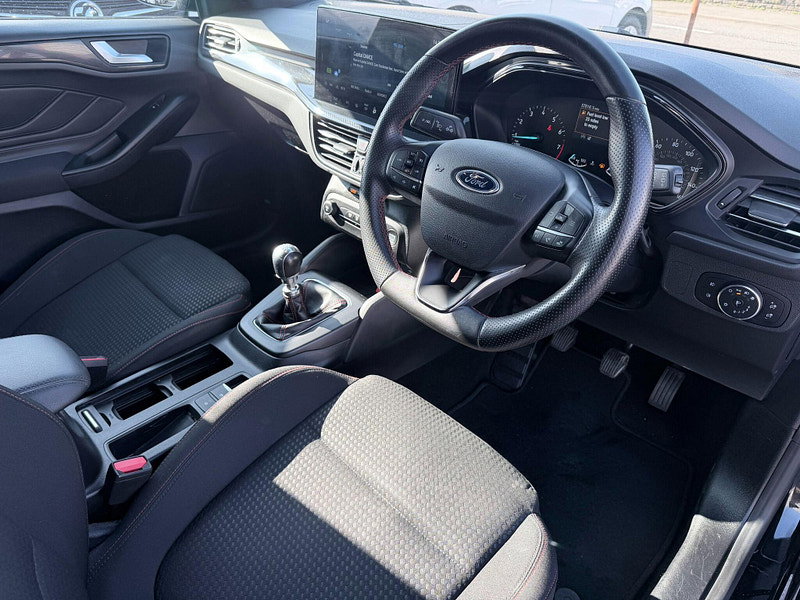 Ford Focus 1.0T EcoBoost ST-Line Euro 6 (s/s) 5dr 5dr Manual 2026