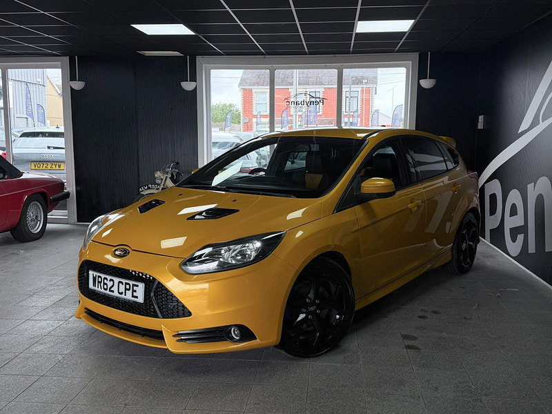 Ford Focus 2.0T EcoBoost ST-2 Euro 5 (s/s) 5dr 5dr Manual 2026