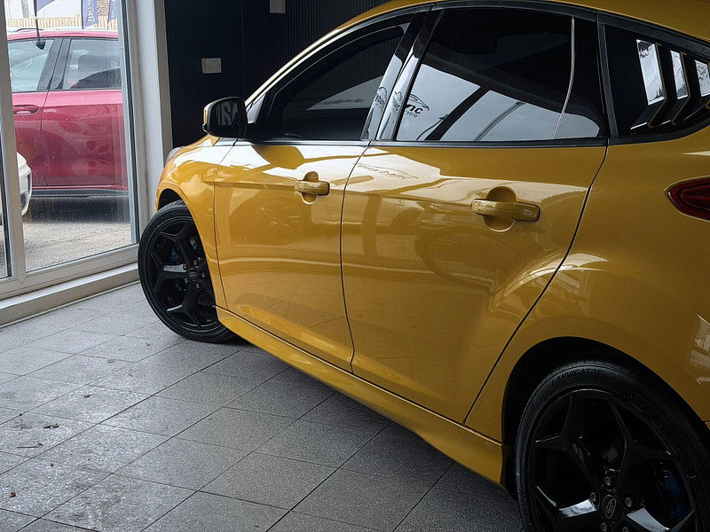 Ford Focus 2.0T EcoBoost ST-2 Euro 5 (s/s) 5dr 5dr Manual 2026
