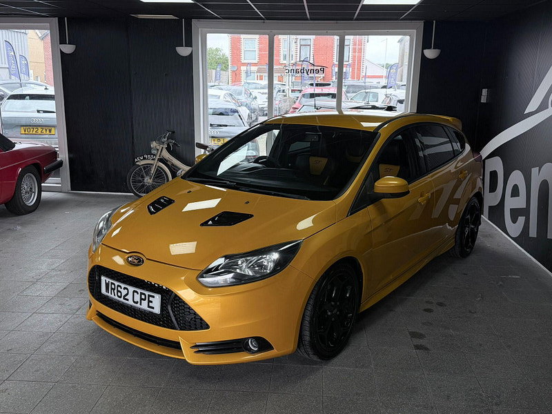 Ford Focus 2.0T EcoBoost ST-2 Euro 5 (s/s) 5dr 5dr Manual 2026