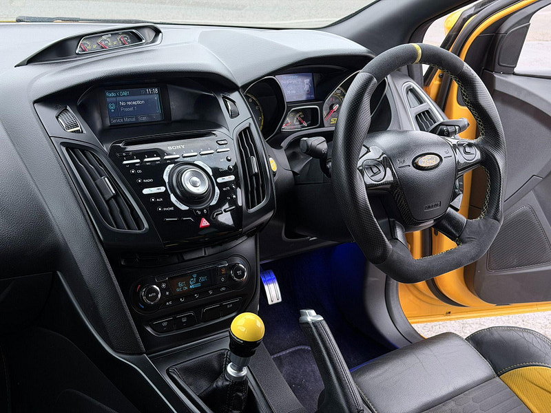 Ford Focus 2.0T EcoBoost ST-2 Euro 5 (s/s) 5dr 5dr Manual 2026