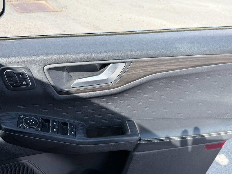 Ford Kuga 2.5 Duratec 14.4kWh Vignale CVT Euro 6 (s/s) 5dr 5dr Automatic 2026