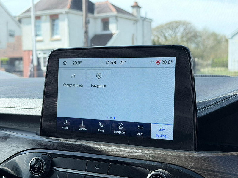 Ford Kuga 2.5 Duratec 14.4kWh Vignale CVT Euro 6 (s/s) 5dr 5dr Automatic 2026