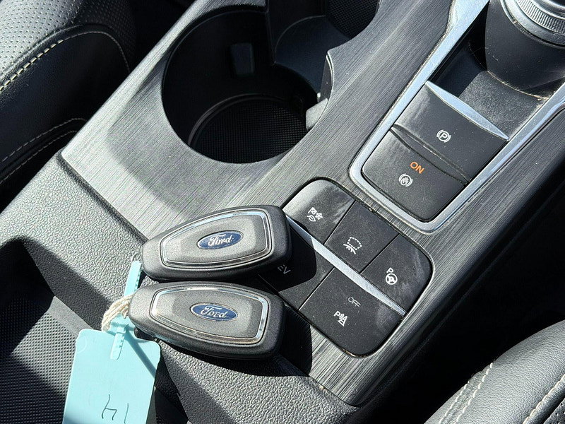 Ford Kuga 2.5 Duratec 14.4kWh Vignale CVT Euro 6 (s/s) 5dr 5dr Automatic 2026