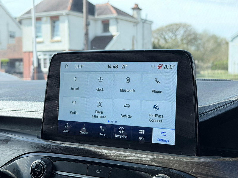 Ford Kuga 2.5 Duratec 14.4kWh Vignale CVT Euro 6 (s/s) 5dr 5dr Automatic 2026