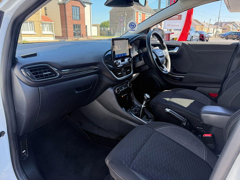 Ford Puma 1.0T EcoBoost MHEV Titanium Euro 6 (s/s) 5dr 5dr Manual 2026