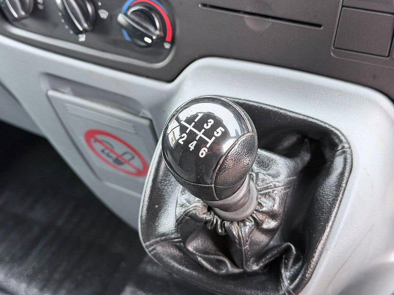 Ford Transit 2.2 TDCi 350 RWD L3 H3 3dr 3dr Manual 2026