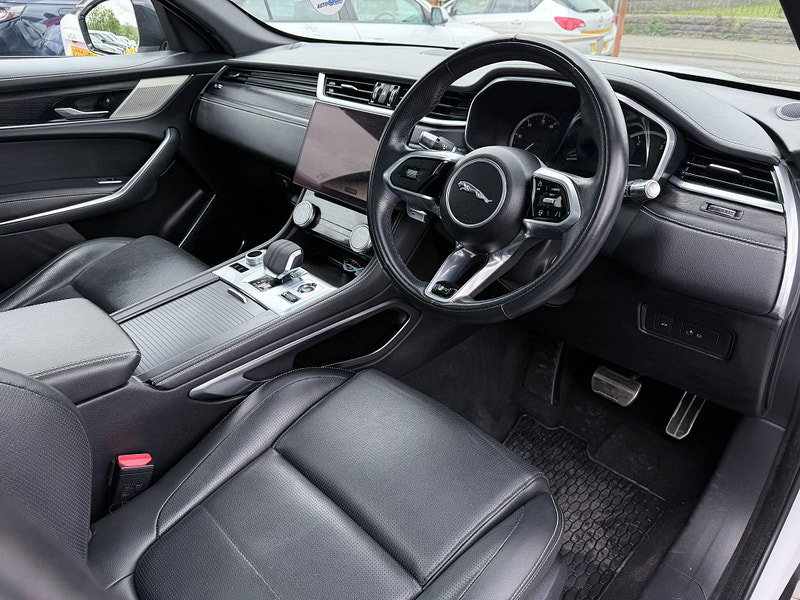 Jaguar F-PACE 2.0 D200 MHEV R-Dynamic Black Auto AWD Euro 6 (s/s) 5dr 5dr Automatic 2026