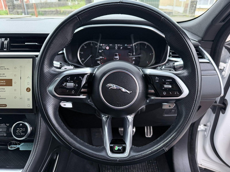 Jaguar F-PACE 2.0 D200 MHEV R-Dynamic Black Auto AWD Euro 6 (s/s) 5dr 5dr Automatic 2026