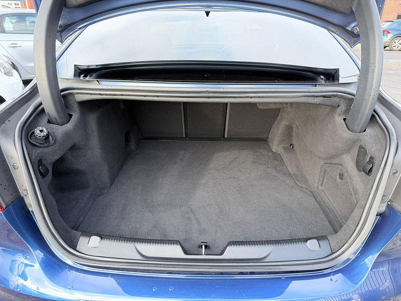 Jaguar XE 2.0 D200 MHEV R-Dynamic HSE Auto Euro 6 (s/s) 4dr 4dr Automatic 2026