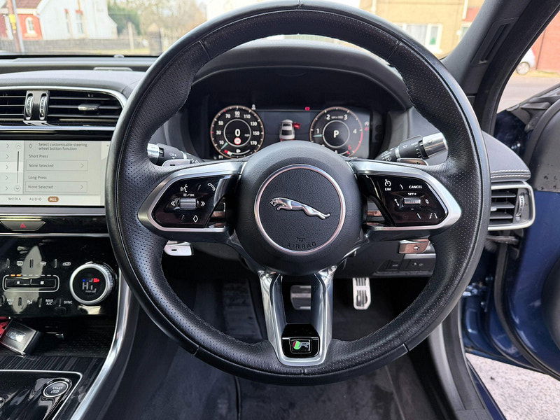 Jaguar XE 2.0 D200 MHEV R-Dynamic HSE Auto Euro 6 (s/s) 4dr 4dr Automatic 2026