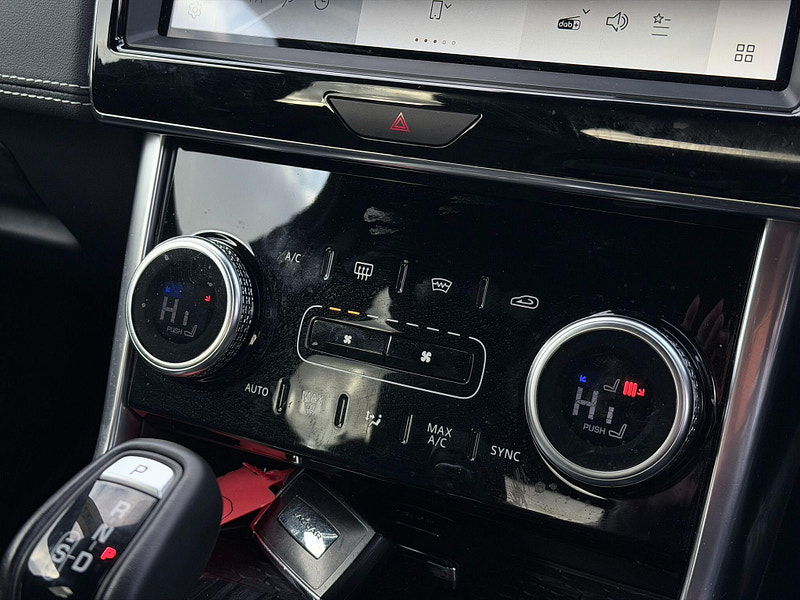 Jaguar XE 2.0 D200 MHEV R-Dynamic HSE Auto Euro 6 (s/s) 4dr 4dr Automatic 2026