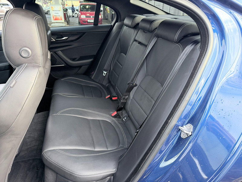 Jaguar XE 2.0 D200 MHEV R-Dynamic HSE Auto Euro 6 (s/s) 4dr 4dr Automatic 2026