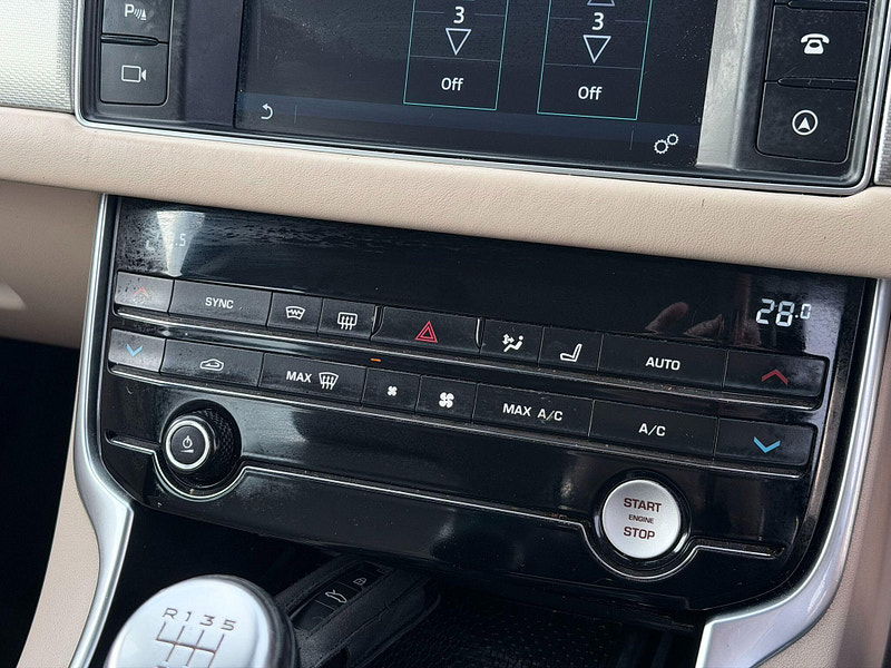 Jaguar XF 2.0d Portfolio Sportbrake Euro 6 (s/s) 5dr 5dr Manual 2026