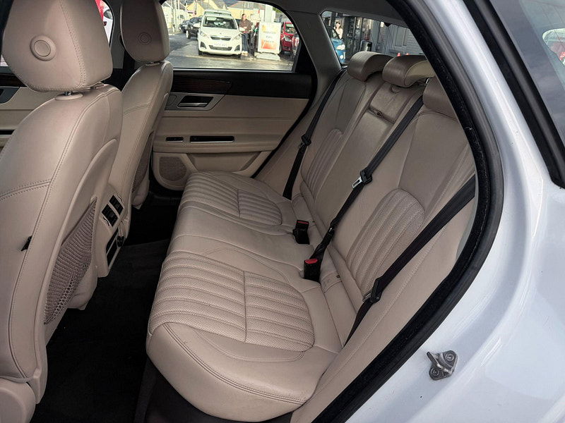 Jaguar XF 2.0d Portfolio Sportbrake Euro 6 (s/s) 5dr 5dr Manual 2026