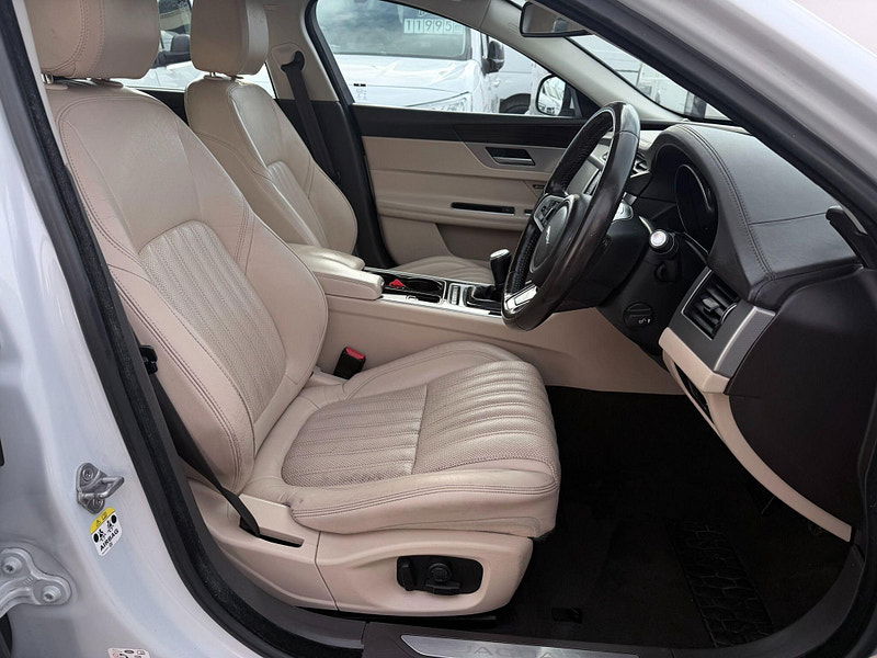 Jaguar XF 2.0d Portfolio Sportbrake Euro 6 (s/s) 5dr 5dr Manual 2026