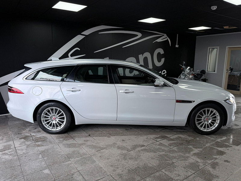 Jaguar XF 2.0d Portfolio Sportbrake Euro 6 (s/s) 5dr 5dr Manual 2026