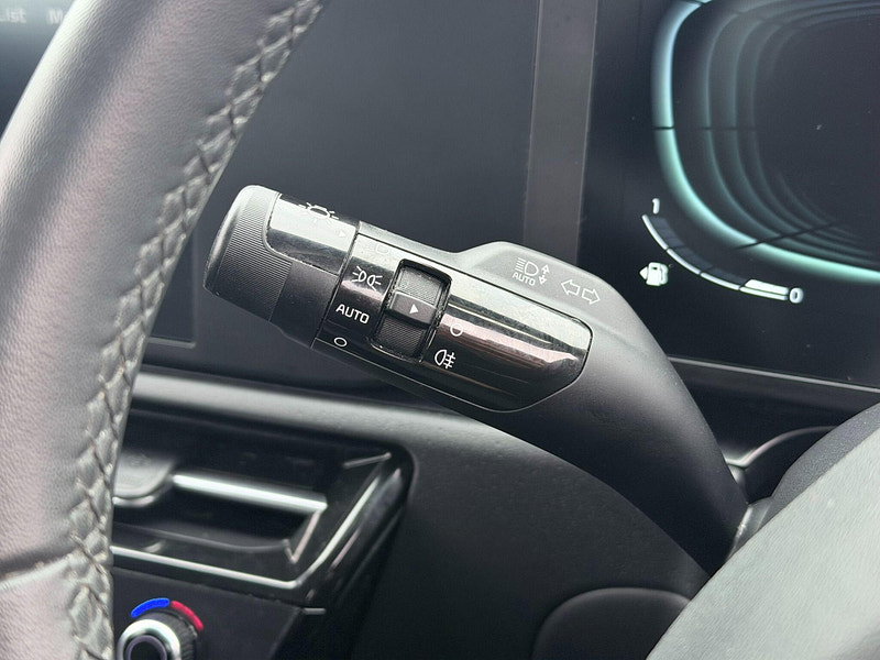 Kia Niro 1.6h GDi 2 DCT Euro 6 (s/s) 5dr 5dr Automatic 2026