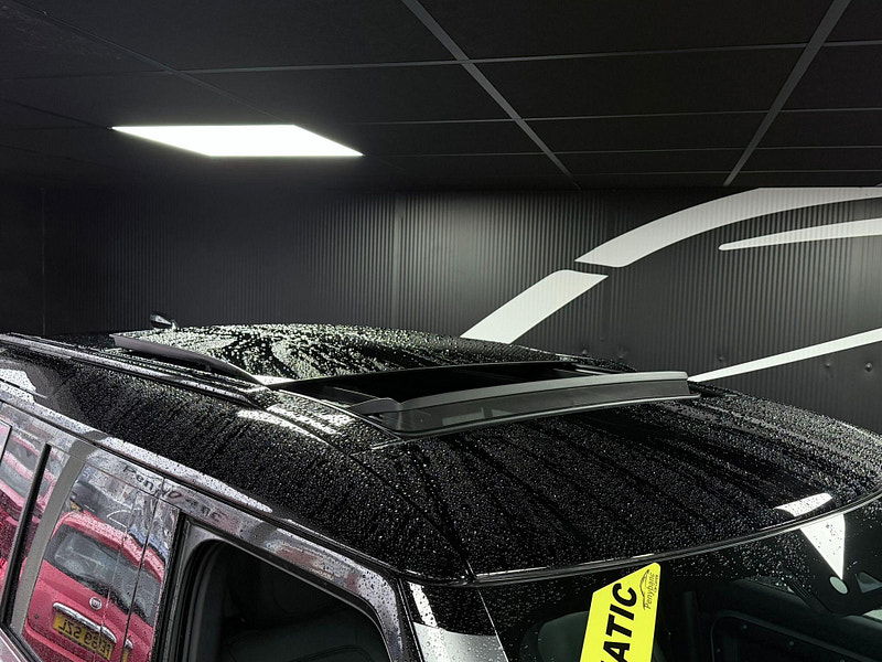 Land Rover DEFENDER 110 3.0 D300 MHEV HSE Auto 4WD Euro 6 (s/s) 5dr 5dr Automatic 2026