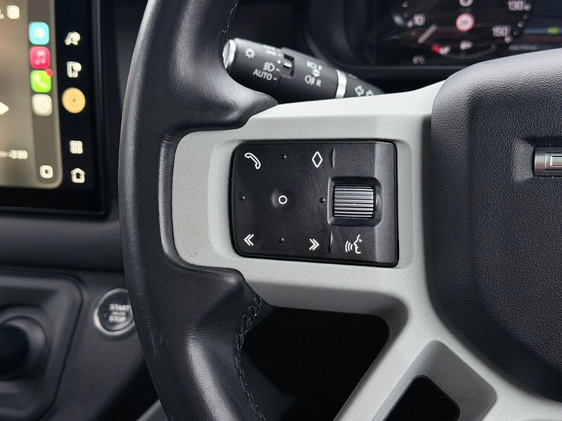 Land Rover DEFENDER 110 3.0 D300 MHEV HSE Auto 4WD Euro 6 (s/s) 5dr 5dr Automatic 2026