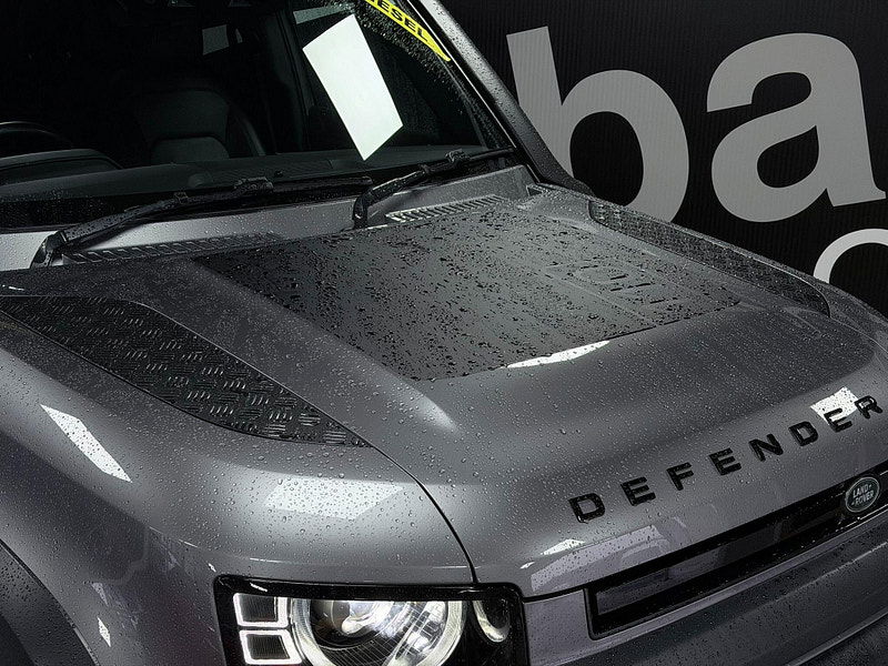 Land Rover DEFENDER 110 3.0 D300 MHEV HSE Auto 4WD Euro 6 (s/s) 5dr 5dr Automatic 2026