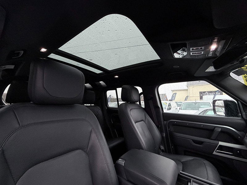 Land Rover DEFENDER 110 3.0 D300 MHEV HSE Auto 4WD Euro 6 (s/s) 5dr 5dr Automatic 2026