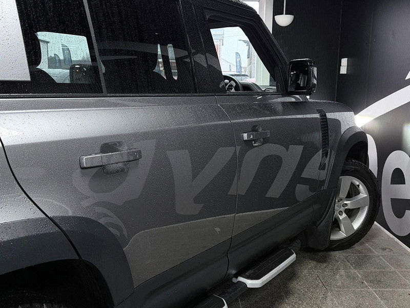 Land Rover DEFENDER 110 3.0 D300 MHEV HSE Auto 4WD Euro 6 (s/s) 5dr 5dr Automatic 2026