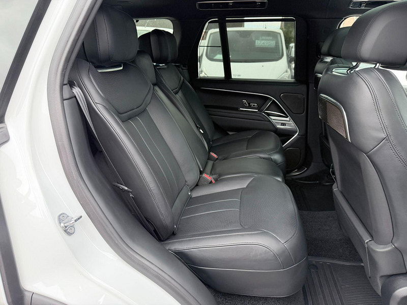 Land Rover Range Rover 3.0 D350 MHEV Autobiography Auto 4WD Euro 6 (s/s) 5dr 5dr Automatic 2026