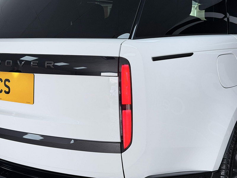 Land Rover Range Rover 3.0 D350 MHEV Autobiography Auto 4WD Euro 6 (s/s) 5dr 5dr Automatic 2026