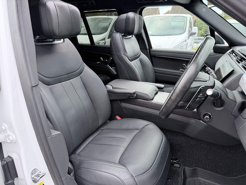 Land Rover Range Rover 3.0 D350 MHEV Autobiography Auto 4WD Euro 6 (s/s) 5dr 5dr Automatic 2026