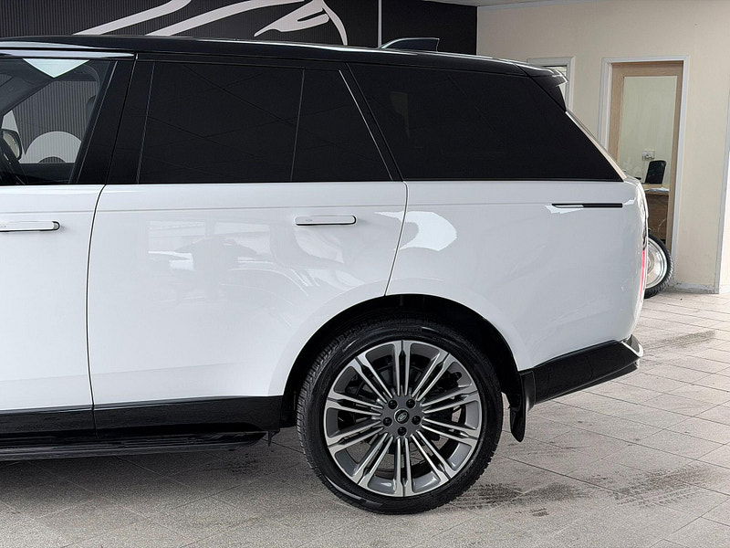 Land Rover Range Rover 3.0 D350 MHEV Autobiography Auto 4WD Euro 6 (s/s) 5dr 5dr Automatic 2026