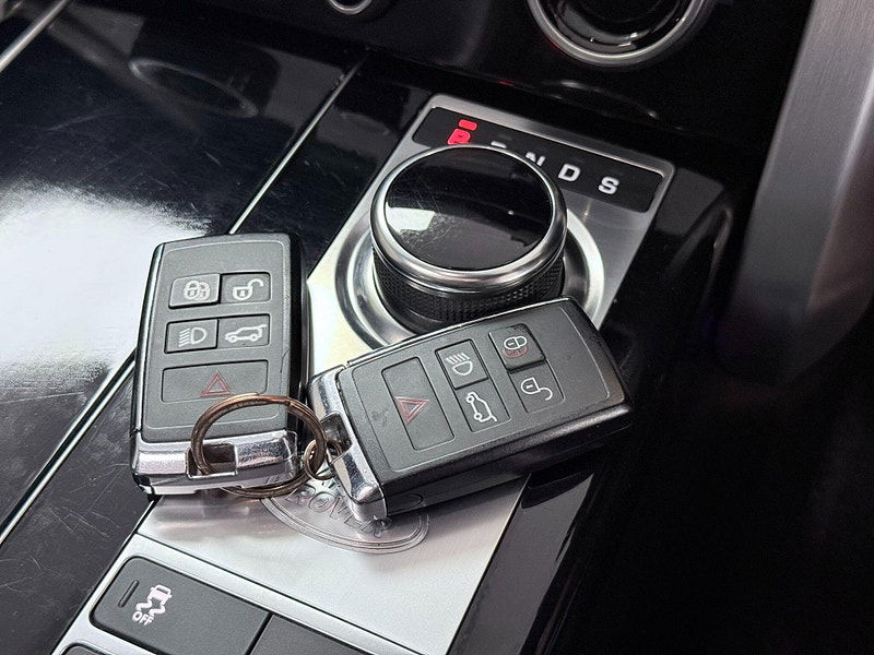 Land Rover Range Rover 3.0 P400 MHEV Vogue SE Auto 4WD Euro 6 (s/s) 5dr 5dr Automatic 2026