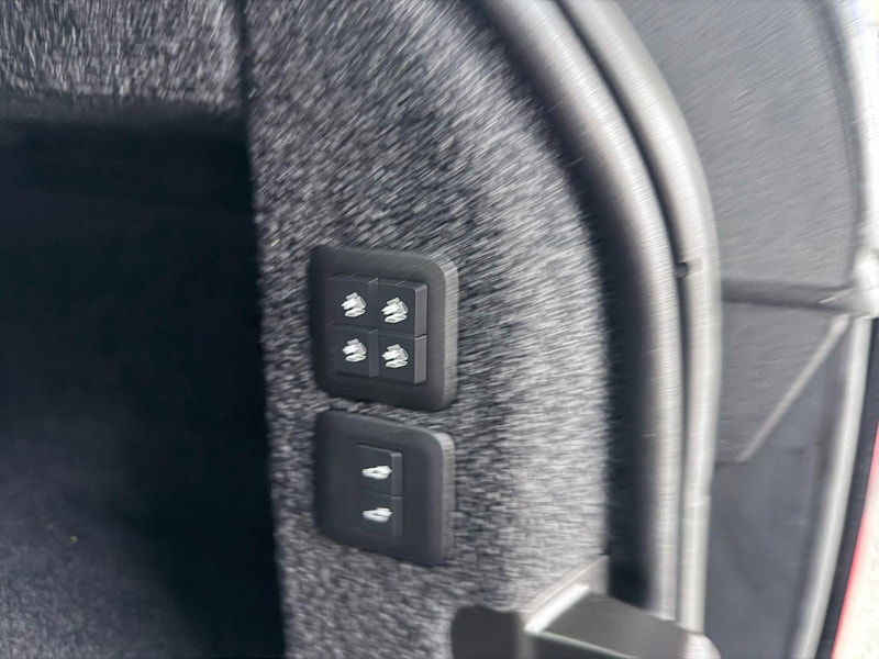 Land Rover Range Rover 3.0 P400 MHEV Vogue SE Auto 4WD Euro 6 (s/s) 5dr 5dr Automatic 2026