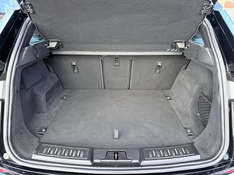 Land Rover Range Rover Evoque 1.5 P300e 12.2kWh Autobiography Auto 4WD Euro 6 (s/s) 5dr 5dr Automatic 2026