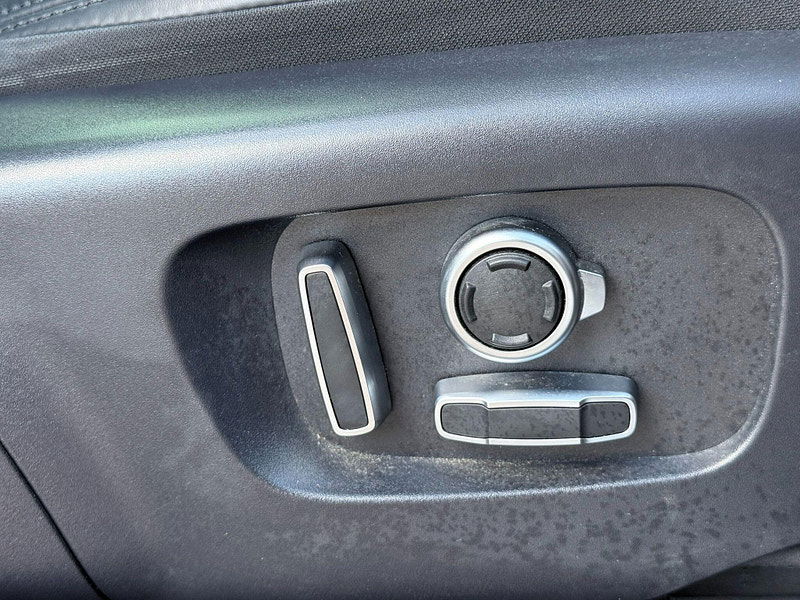 Land Rover Range Rover Evoque 1.5 P300e 12.2kWh Autobiography Auto 4WD Euro 6 (s/s) 5dr 5dr Automatic 2026