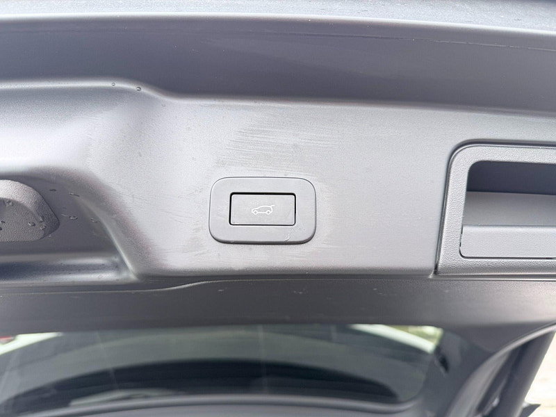 Land Rover Range Rover Evoque 1.5 P300e 12.2kWh Edition Auto 4WD Euro 6 (s/s) 5dr 5dr Automatic 2026