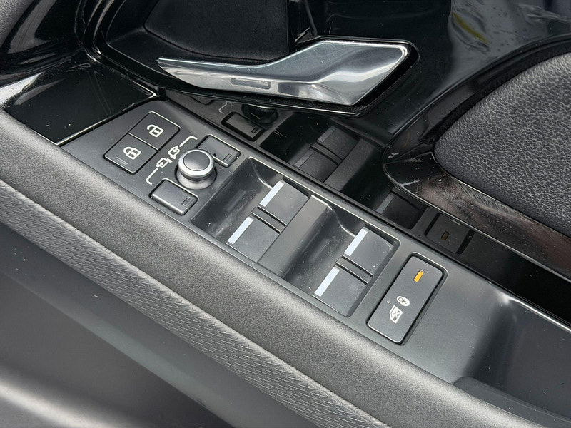 Land Rover Range Rover Evoque 2.0 D200 MHEV R-Dynamic S Auto 4WD Euro 6 (s/s) 5dr 5dr Automatic 2026