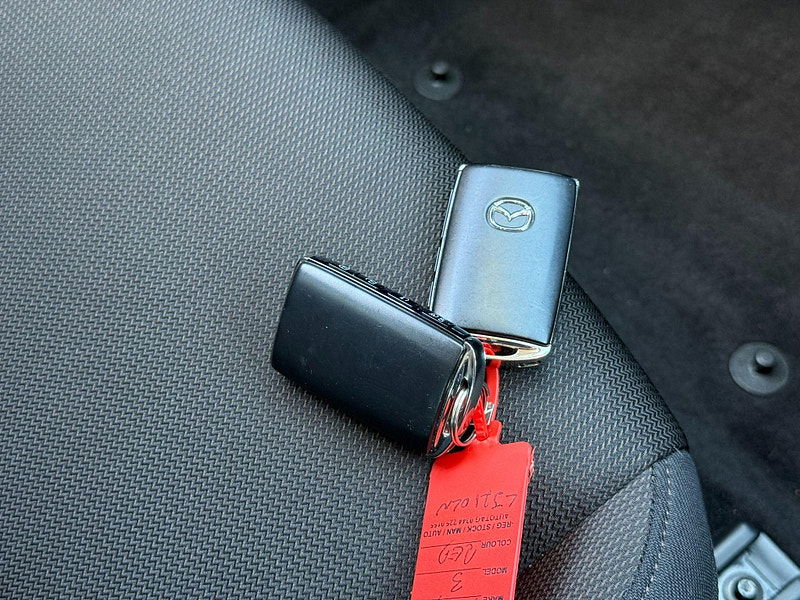 Mazda Mazda3 2.0 e-SKYACTIV-X MHEV Sport Lux Auto Euro 6 (s/s) 4dr 4dr Automatic 2026