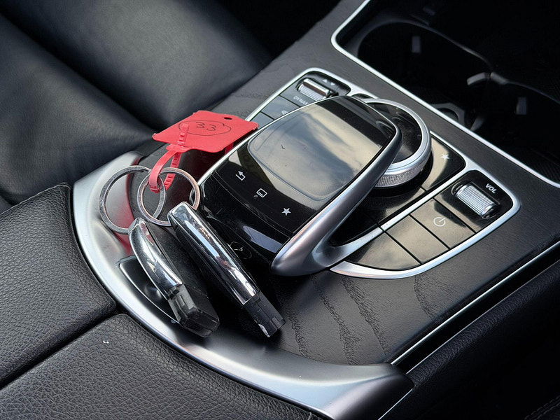 Mercedes-Benz C Class 2.0 C350e 6.4kWh Sport (Premium) G-Tronic+ Euro 6 (s/s) 4dr 4dr Automatic 2026