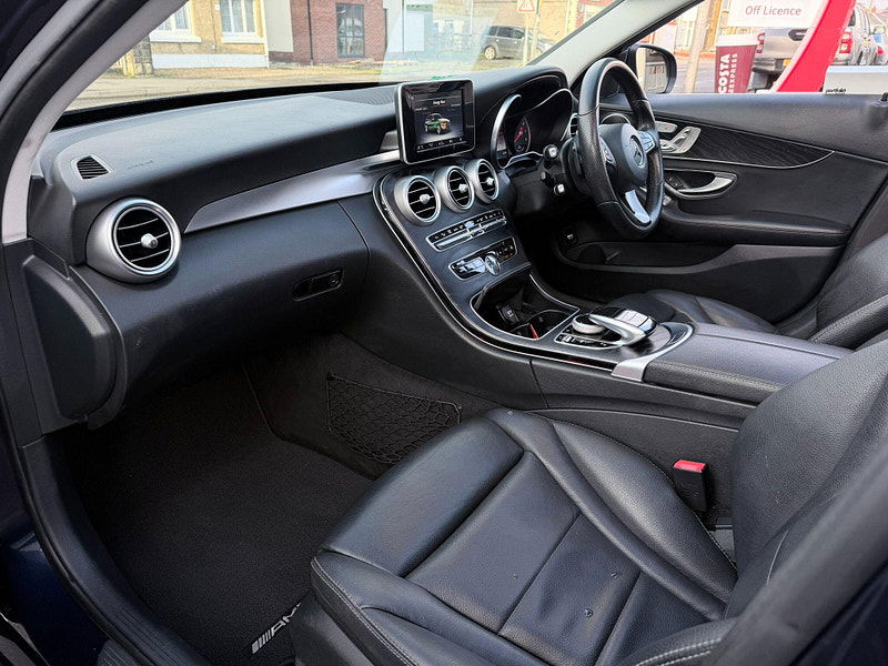 Mercedes-Benz C Class 2.0 C350e 6.4kWh Sport (Premium) G-Tronic+ Euro 6 (s/s) 4dr 4dr Automatic 2026