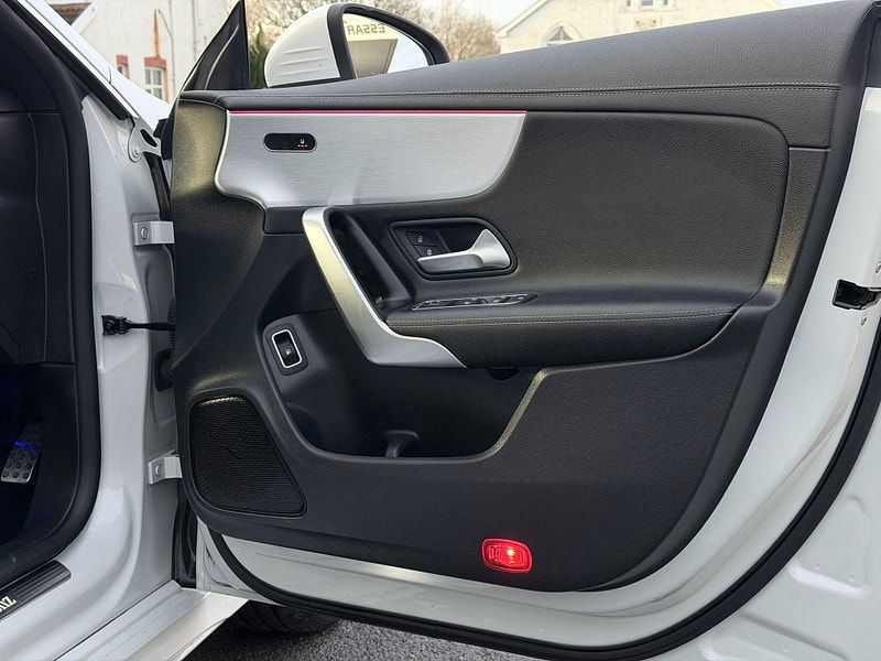 Mercedes-Benz CLA 1.3 CLA250e 15.6kWh AMG Line (Premium) Coupe 8G-DCT Euro 6 (s/s) 4dr 4dr Automatic 2026