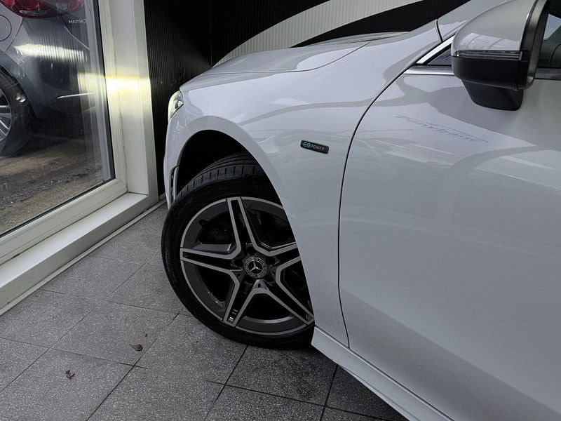 Mercedes-Benz CLA 1.3 CLA250e 15.6kWh AMG Line (Premium) Coupe 8G-DCT Euro 6 (s/s) 4dr 4dr Automatic 2026