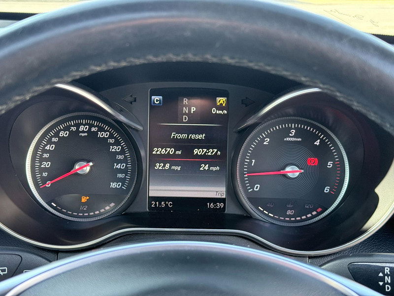 Mercedes-Benz GLC 3.0 GLC350d V6 AMG Line (Premium Plus) G-Tronic 4MATIC Euro 6 (s/s) 5dr 5dr Automatic 2026