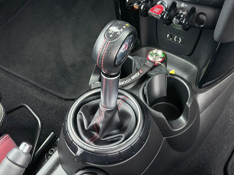 MINI Hatch 2.0 John Cooper Works Auto Euro 6 (s/s) 3dr 3dr Automatic 2026