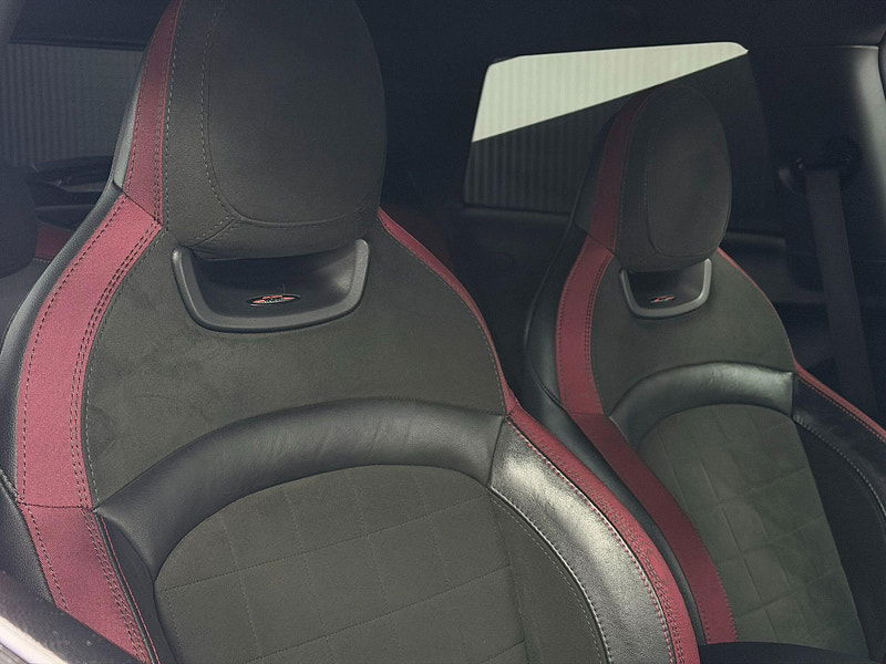 MINI Hatch 2.0 John Cooper Works Auto Euro 6 (s/s) 3dr 3dr Automatic 2026