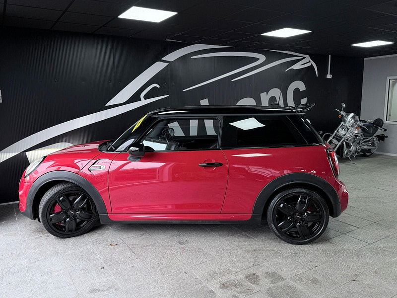 MINI Hatch 2.0 John Cooper Works Auto Euro 6 (s/s) 3dr 3dr Automatic 2026