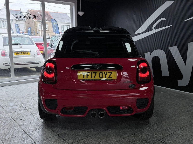 MINI Hatch 2.0 John Cooper Works Auto Euro 6 (s/s) 3dr 3dr Automatic 2026